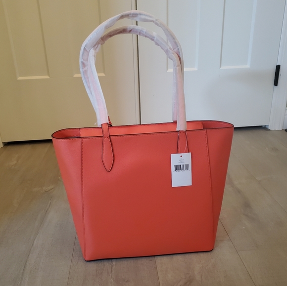 Kate Spade Dana Tote - Picture 4 of 8